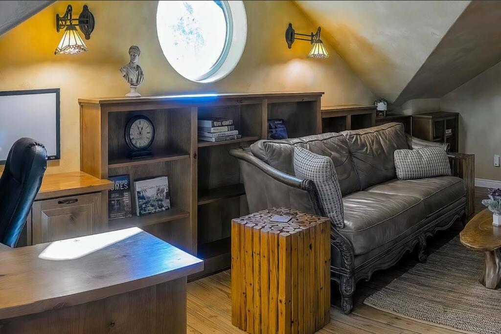 European Style Straw Bale Retreat Villa แอชแลนด์ ภายนอก รูปภาพ