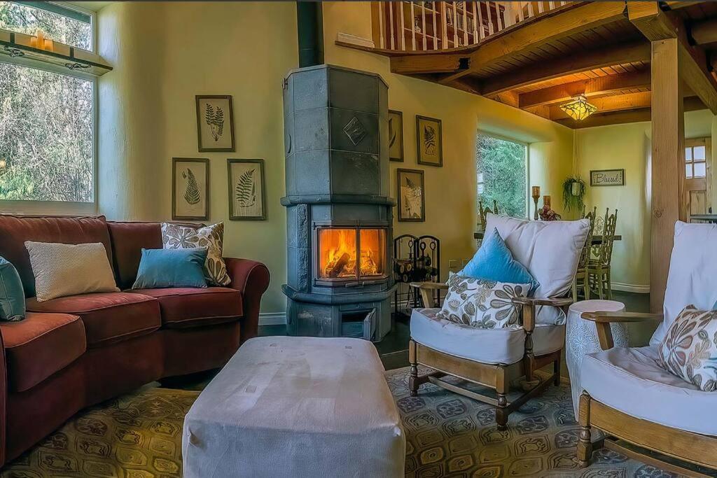 European Style Straw Bale Retreat Villa แอชแลนด์ ภายนอก รูปภาพ