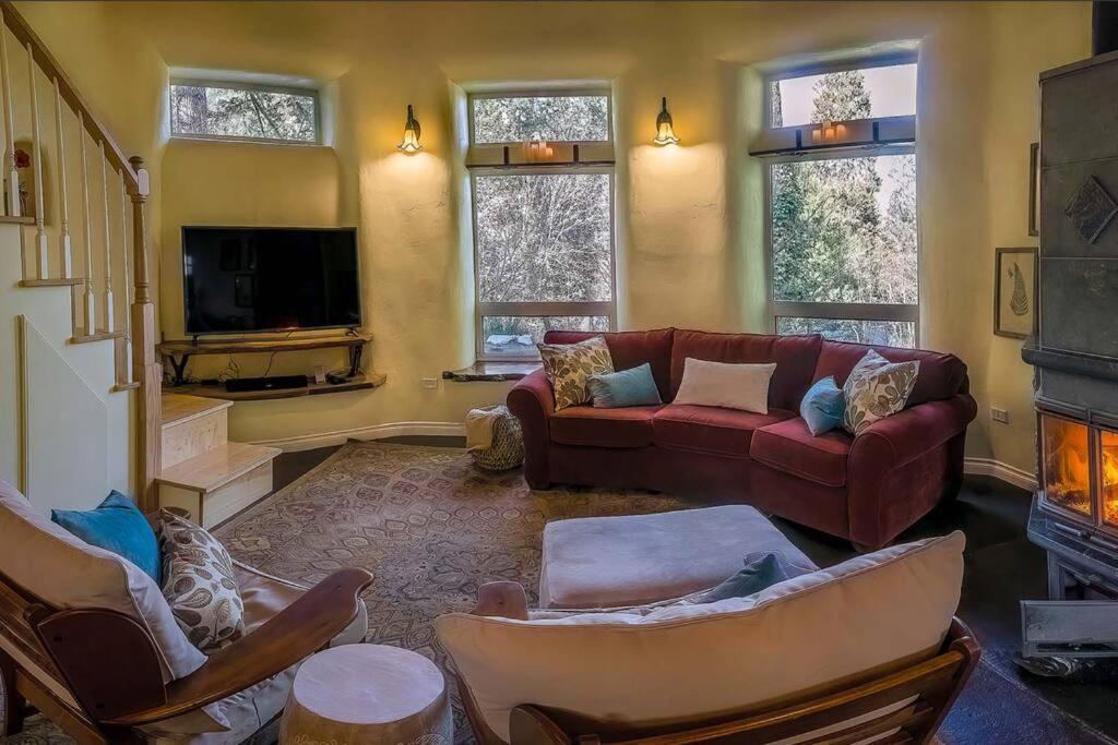 European Style Straw Bale Retreat Villa แอชแลนด์ ภายนอก รูปภาพ