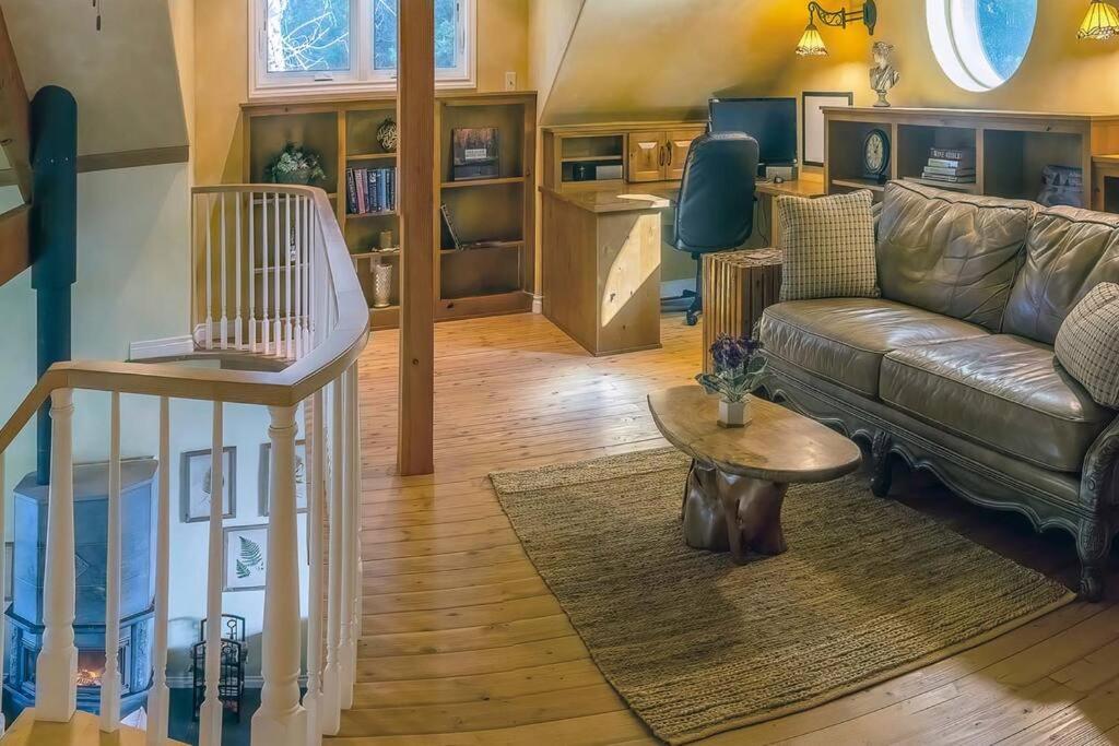 European Style Straw Bale Retreat Villa แอชแลนด์ ภายนอก รูปภาพ